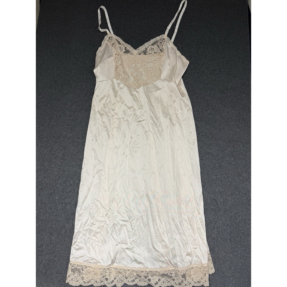 VTG Womens MEDIUM 34  Ivory Satiny Lace FULL SLIP Adjustable EUC